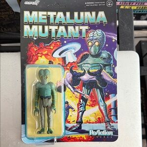 Metaluna Mutant Action Figure - Green and Gray